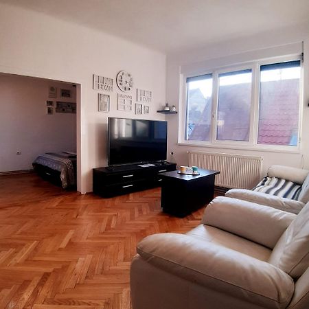 Apartment Pops 2 Kluż-Napoka Zewnętrze zdjęcie